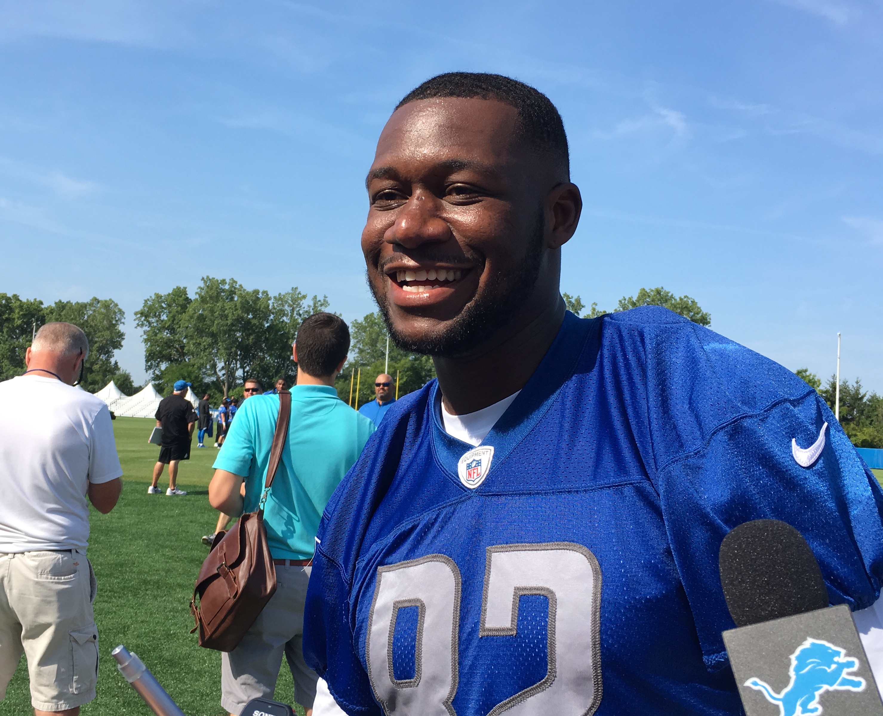Five things to know about TE Tim Wright who is back with the Lions ...
