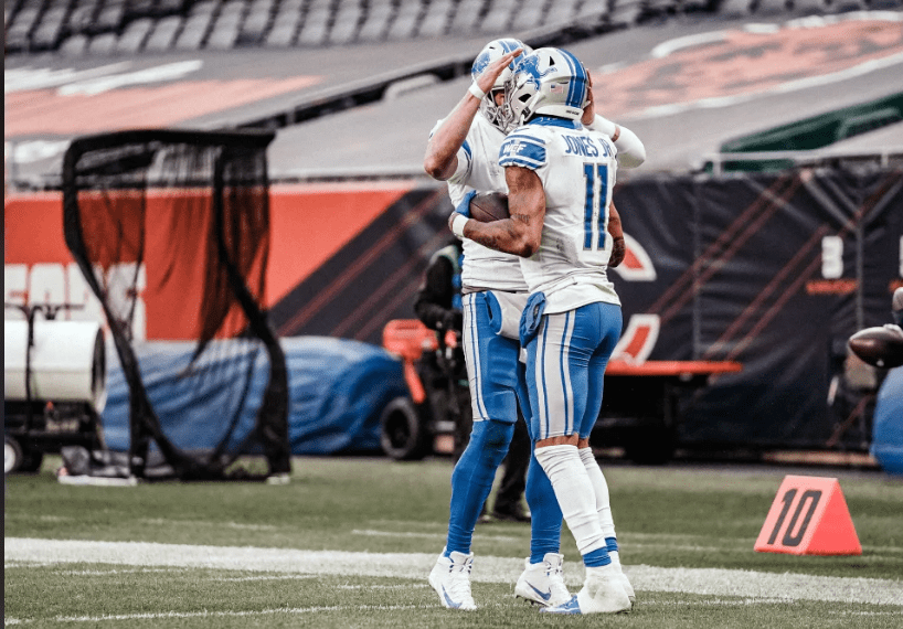 Detroit Lions Matthew Stafford and Marvin Jones Jr.