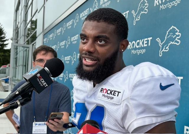 Detroit Lions CB Amik Robertson